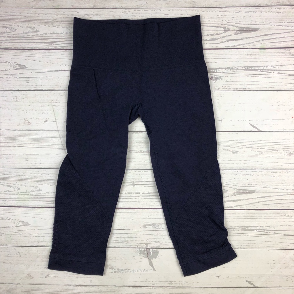 Lululemon In the Flow Crops Size 4 Navy Blue